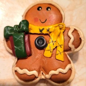 Gingerbread man pin